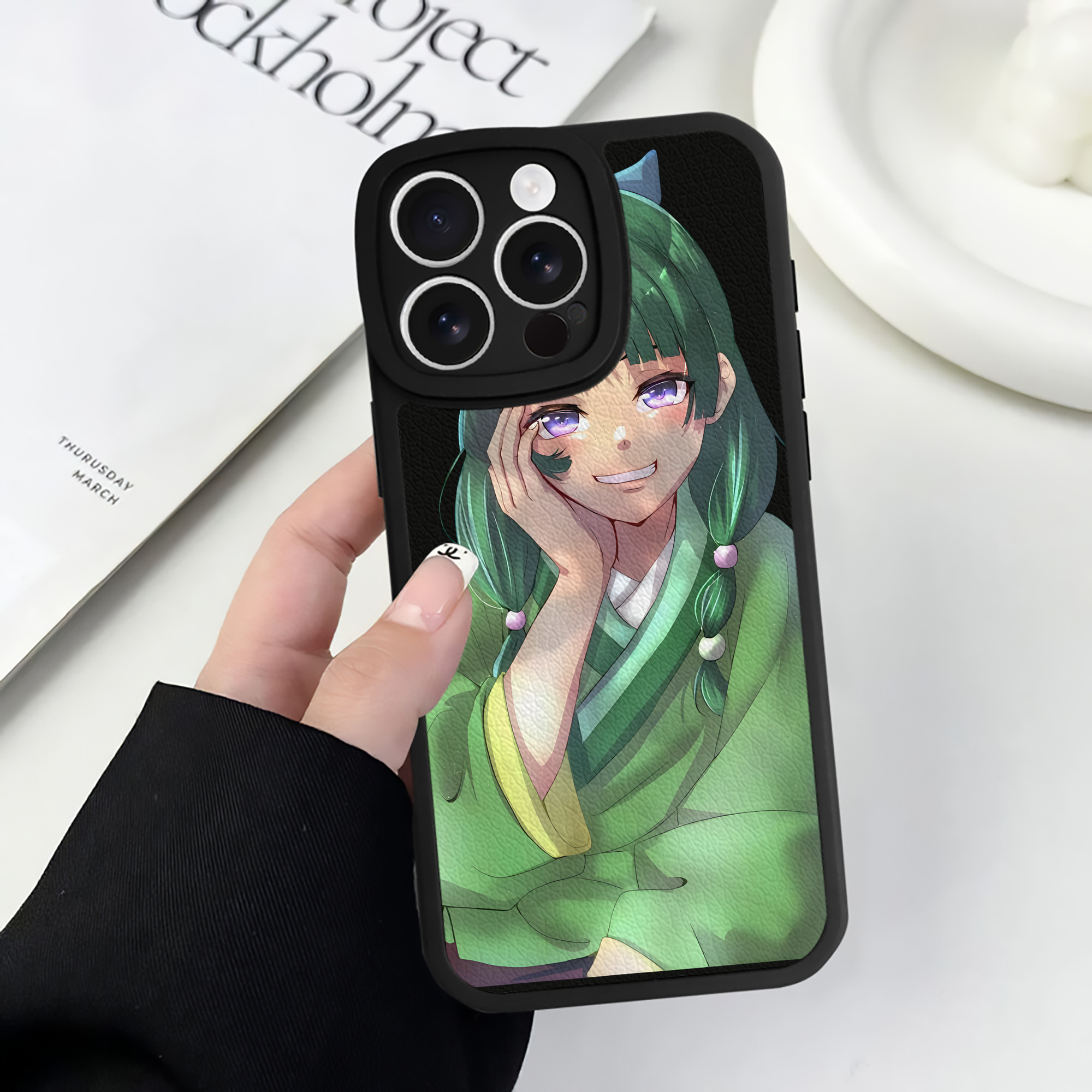 （画像用） 薬屋のひとりごと The Apothecary Diaries 【iPhone 16シリーズ対応】シリコンスマホケース（レザー調） 材質：シリコン